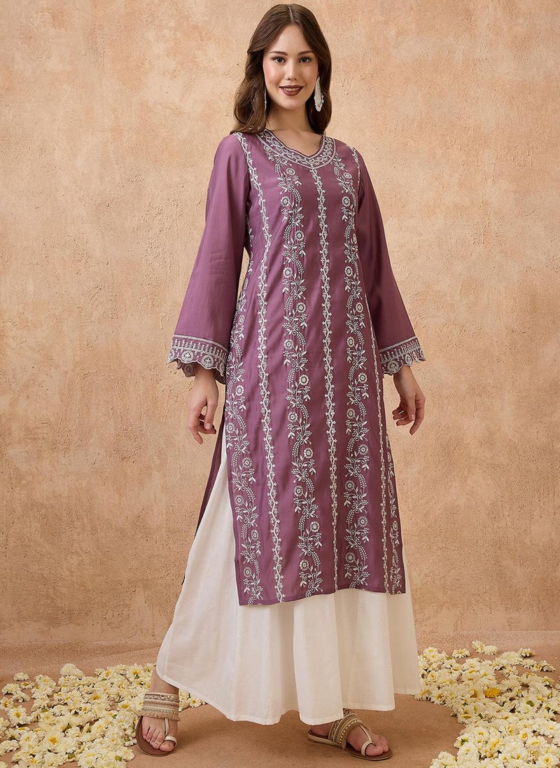 جلو باص كُرْتَا نسائي مطرز بالزهور بياقة على شكل حرف  وأكمام الجرس المضلعة مستقيمة للمناسبات - Image 3